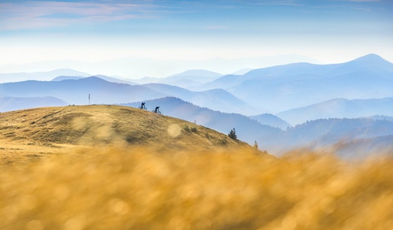 KALENDÁŘ TRAIL-BUSTERS 2025: OBJEDNEJTE SI ROČNÍ DÁVKU BIKOVÉHO POTĚŠENÍ!